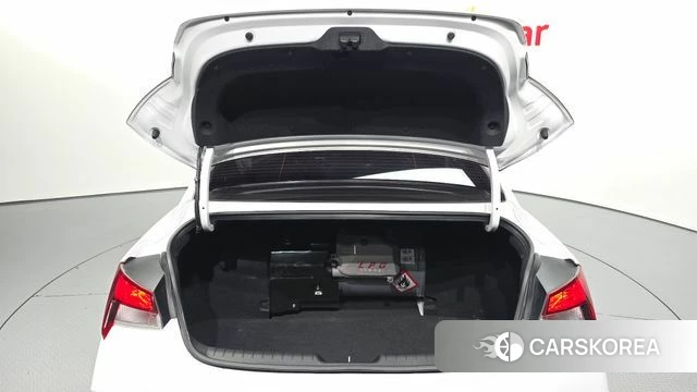 Hyundai The New Avante (CN7) id 4880365 из Кореи 10