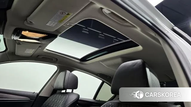 BMW 5 Series (G30) id 3687645 из Кореи 10