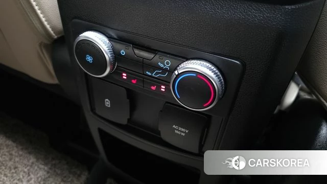 Ford Explorer 6th Generation id 3833381 из Кореи 10