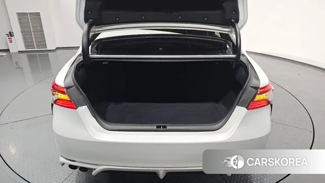 Toyota Camry (XV70) id 2968732 из Кореи 10