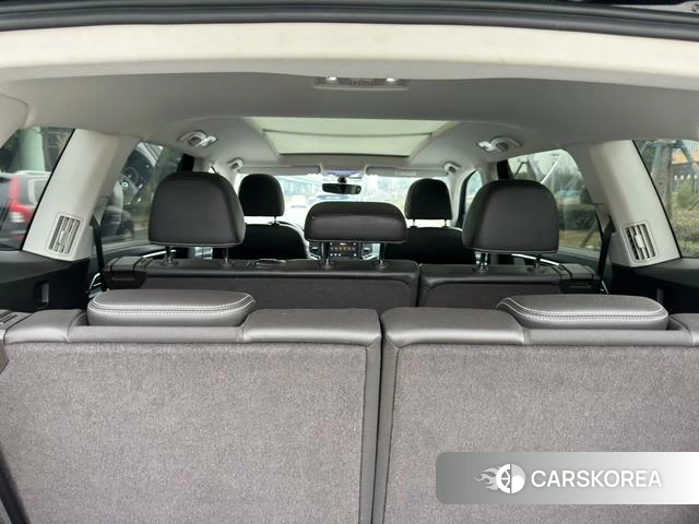 Volkswagen Tourang id 4260042 из Китая 10