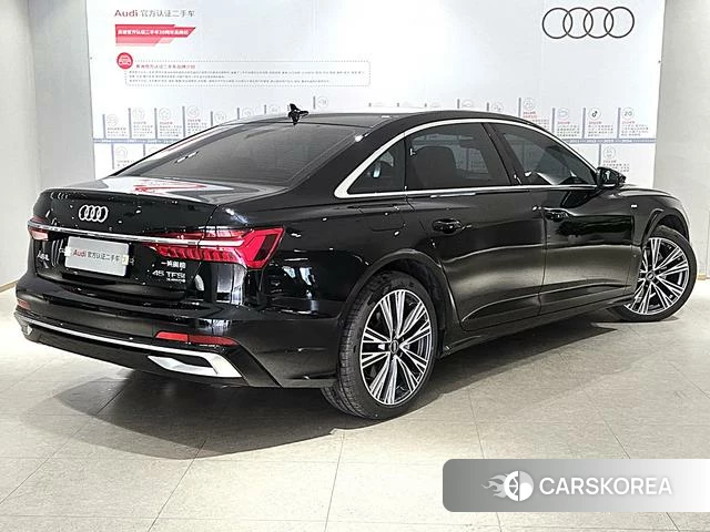 Audi A6L id 4320675 из Китая 10