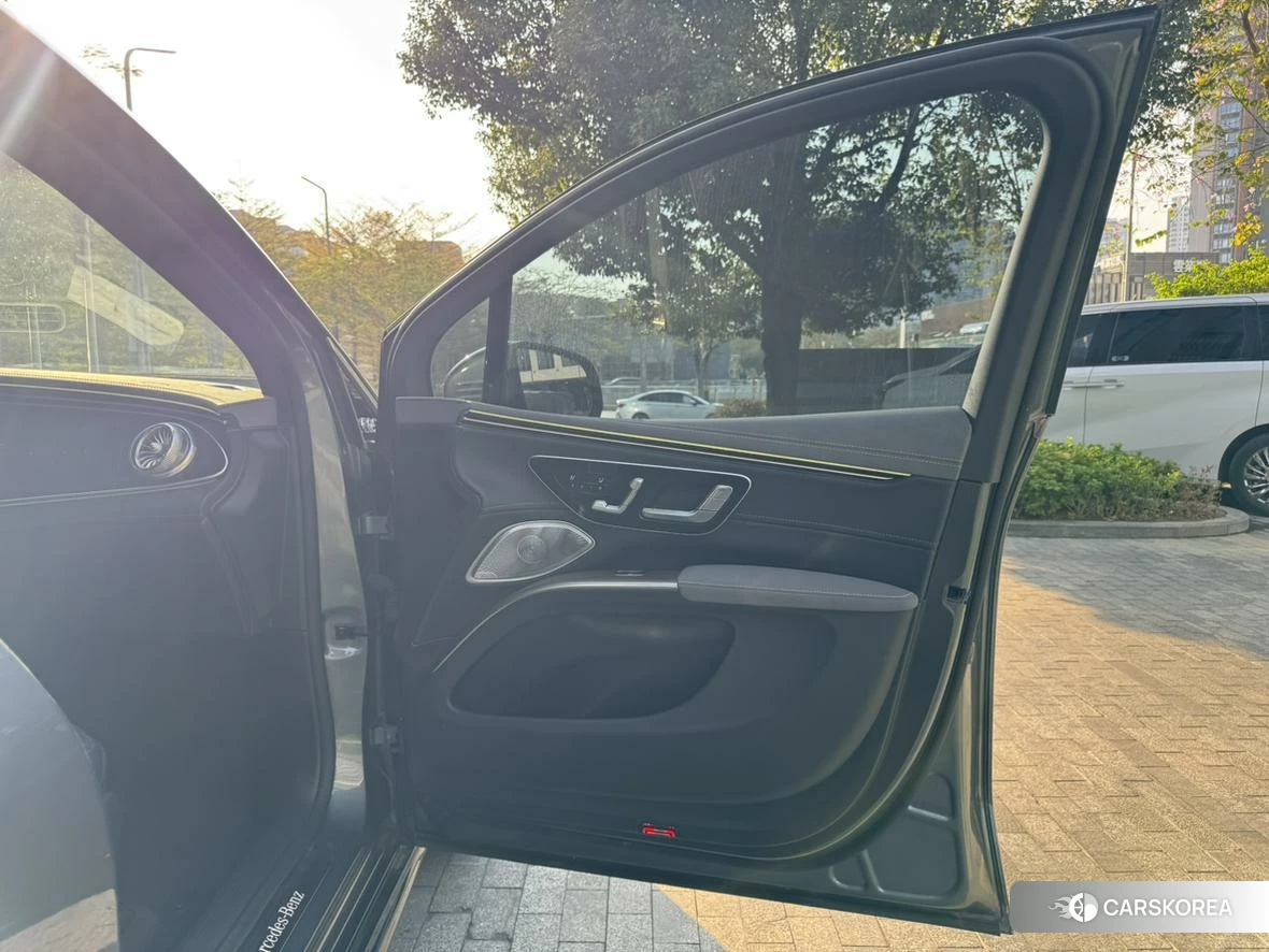 Mercedes-Benz EQS SUV id 4452691 из Китая 10