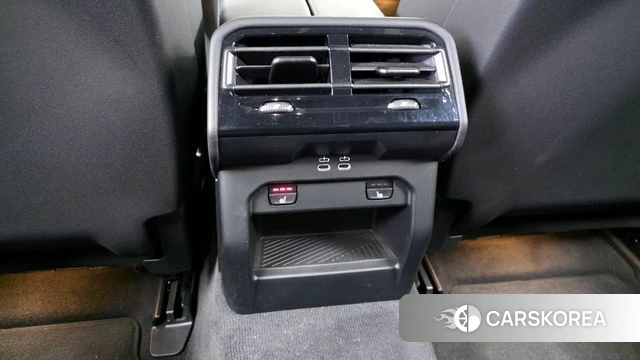 BMW 5 Series (G60) id 3831824 из Кореи 10