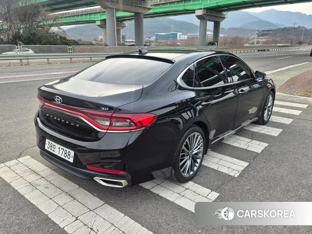 Hyundai Grandeur IG id 3695025 из Кореи 10