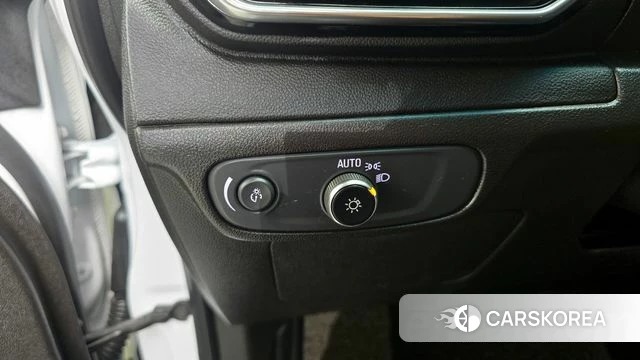 Chevrolet (GM Daewoo) New Bolt EV id 4303031 из Кореи 10