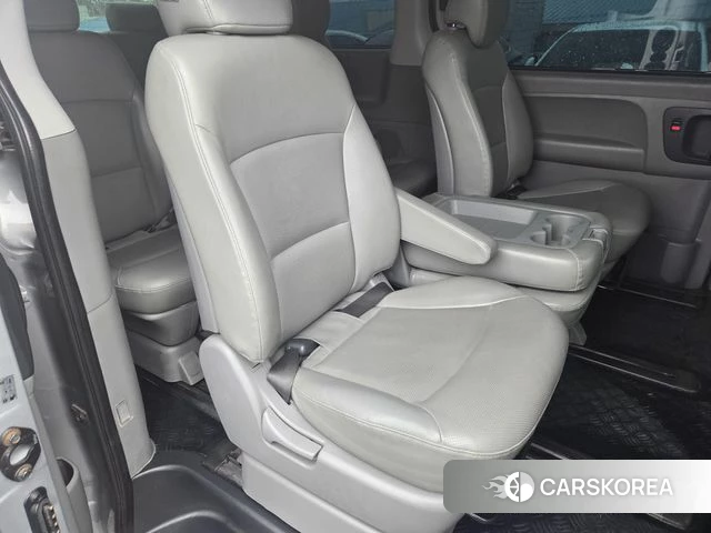 Hyundai The New Grand Starex id 4367211 из Кореи 10