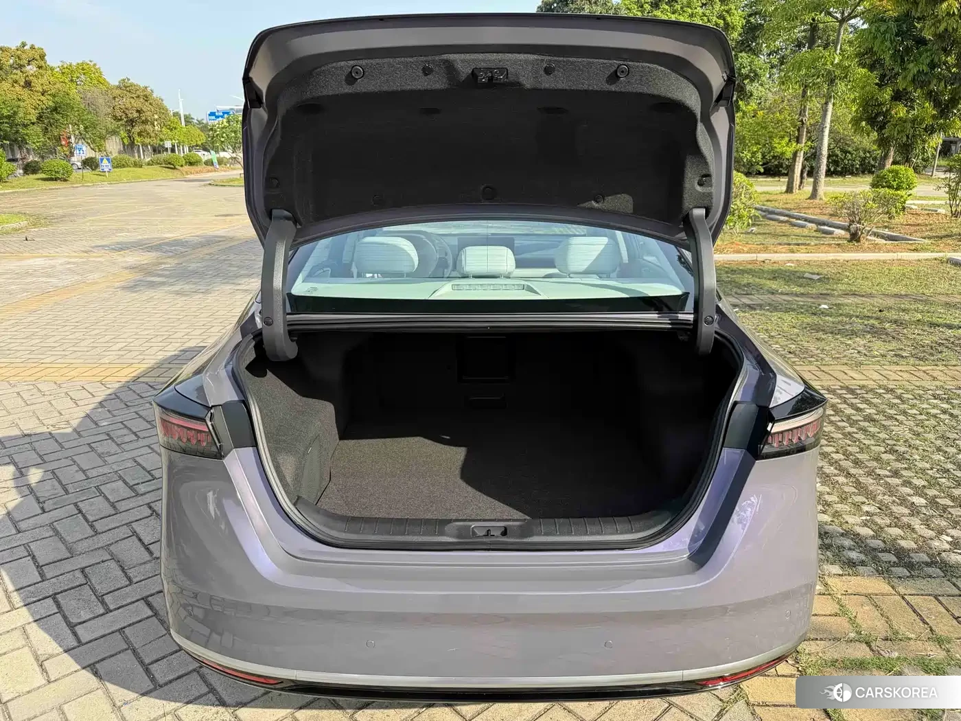 Nissan Altima id 4545896 из Китая 10