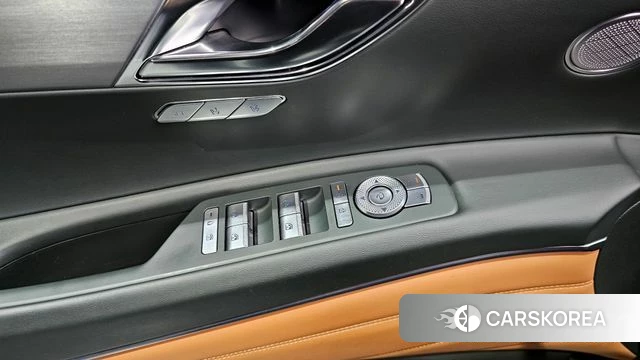 Genesis GV80 id 3838365 из Кореи 10