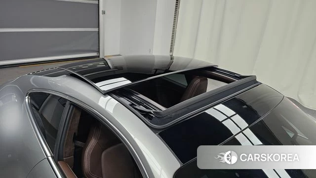 Porsche 911(992) id 4325031 из Кореи 10