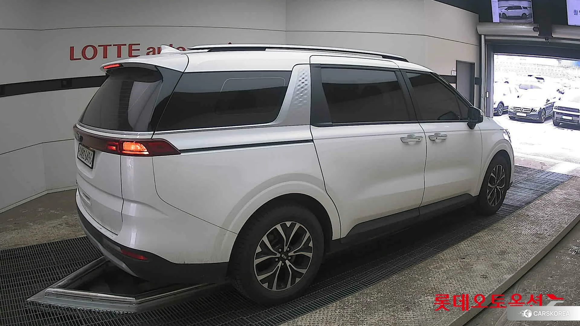 Kia Carnival id 3869430 из Кореи 10