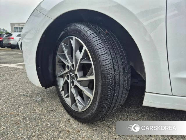 Hyundai The New Avante AD id 4722244 из Кореи 10