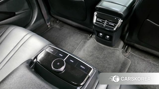 Kia K8 id 3892554 из Кореи 10