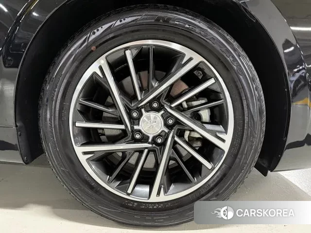 Hyundai The New Grandeur IG id 3041352 из Кореи 10