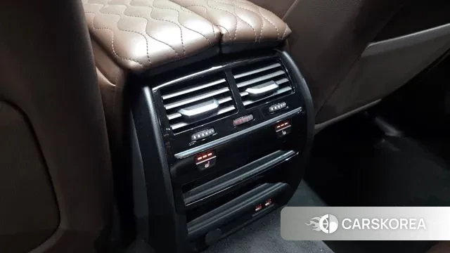 BMW 5 Series (G30) id 3095211 из Кореи 10