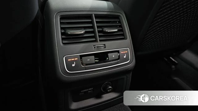 Audi A4 (B9) id 3870830 из Кореи 10