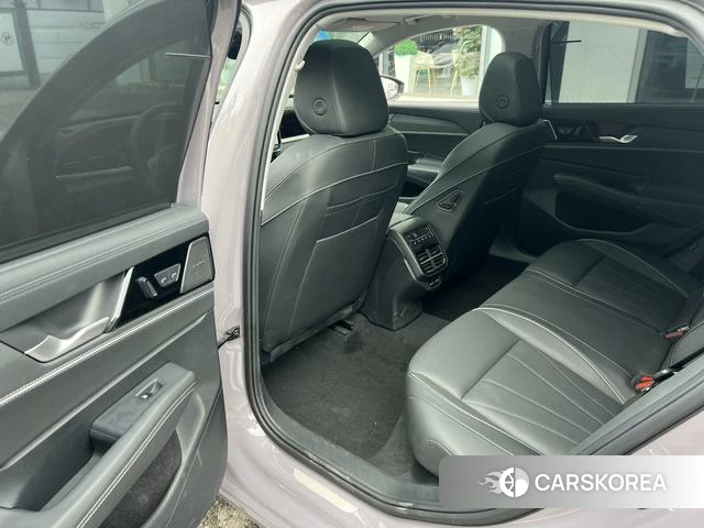 Volkswagen Passat id 4258827 из Китая 10