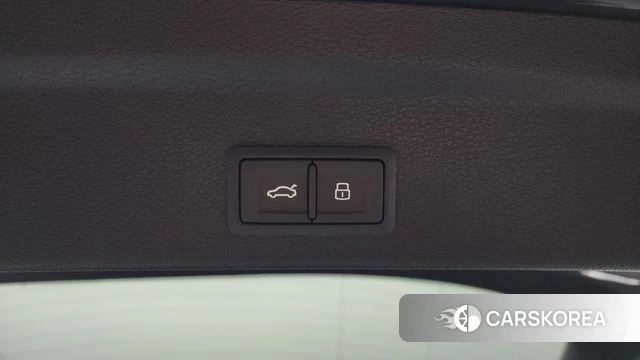 Audi Q3 (F3) id 4317275 из Кореи 10