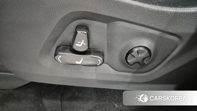 Ssangyong Rexton Sports id 3727546 из Кореи 10