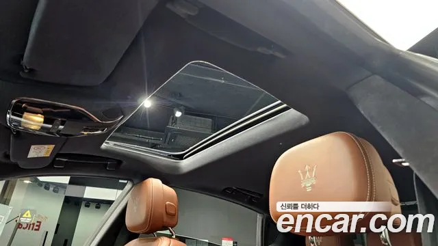 Maserati Quattroporte id 2421682 из Кореи 10