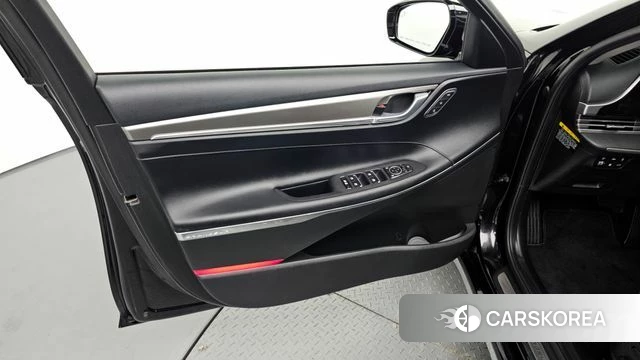 Hyundai The New Grandeur IG Hybrid id 4573918 из Кореи 10