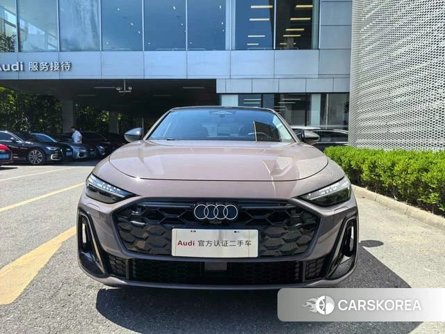 Audi A5L id 4301445 из Китая 10