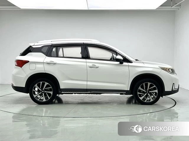 GAC Group Qizhi PHEV id 4214059 из Китая 10
