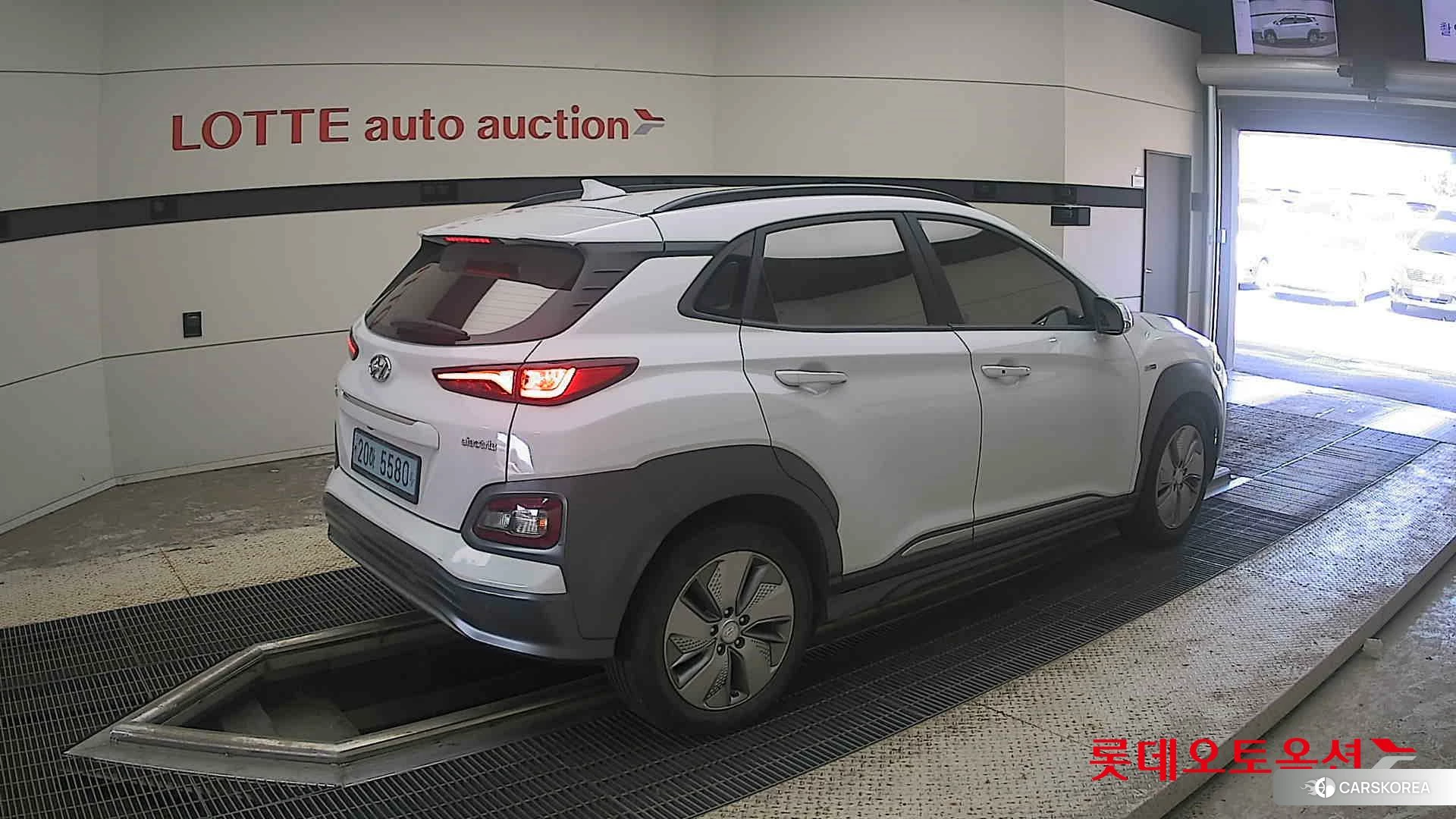 Hyundai KONA Electric id 4679282 из Кореи 10