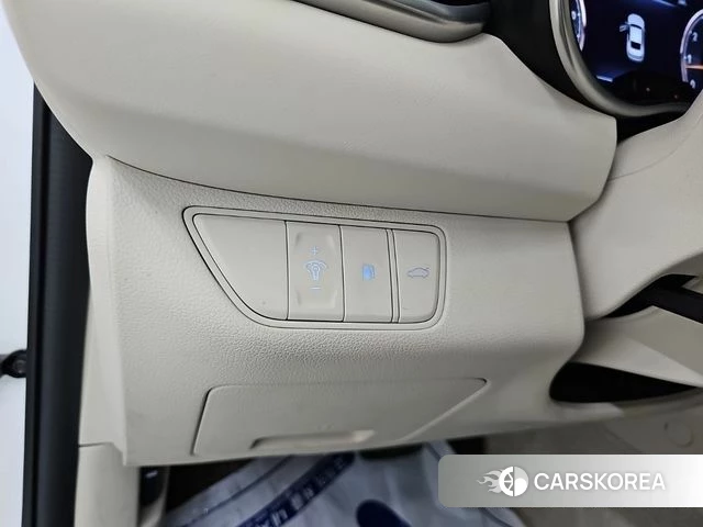 Genesis The New G70 id 4753380 из Кореи 10