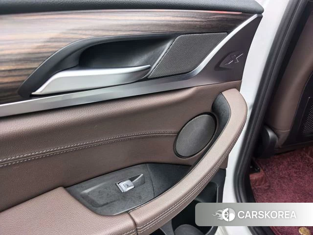 BMW X3 id 4299408 из Китая 10