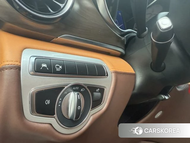 Mercedes-Benz V-class id 4265592 из Китая 10