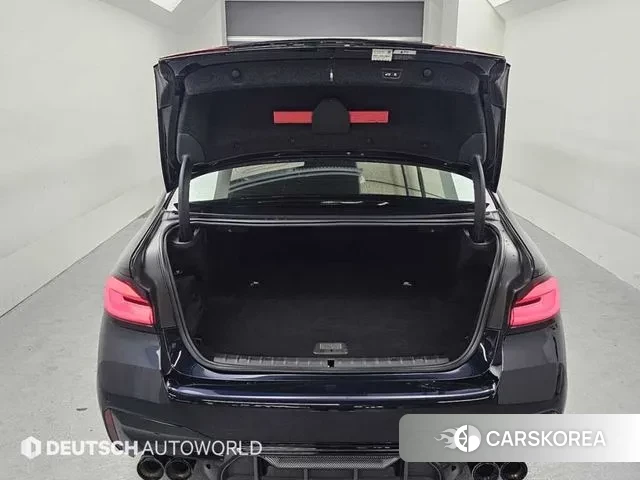 BMW 5 Series (G30) id 3771951 из Кореи 10