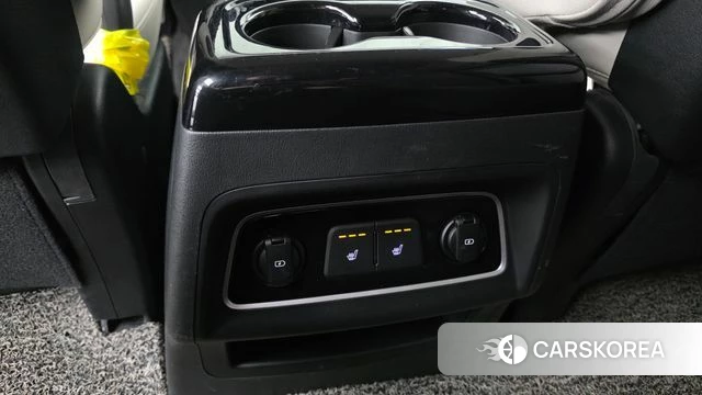 Hyundai The New Grand Starex id 4882181 из Кореи 10