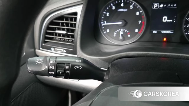 Hyundai Avante AD id 3899903 из Кореи 10