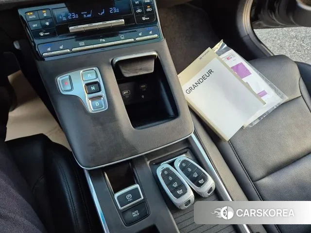 Hyundai The New Grandeur IG id 3640580 из Кореи 10