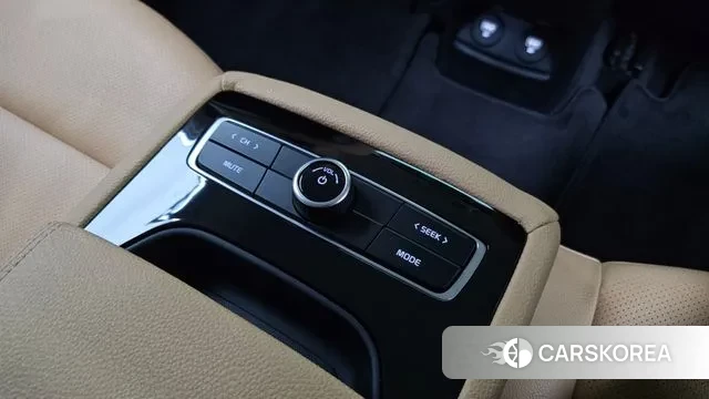 Kia K7 Premier Hybrid id 3519971 из Кореи 10