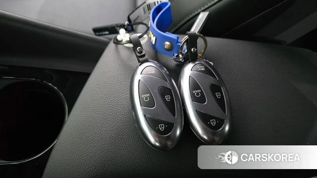 Hyundai The New Avante (CN7) id 4516159 из Кореи 10