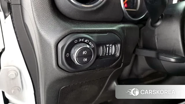 Jeep Wrangler (JL) id 3302411 из Кореи 10