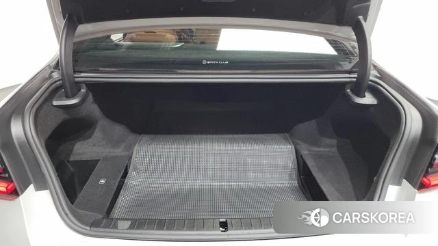 BMW 7 Series (G11) id 4488812 из Кореи 10