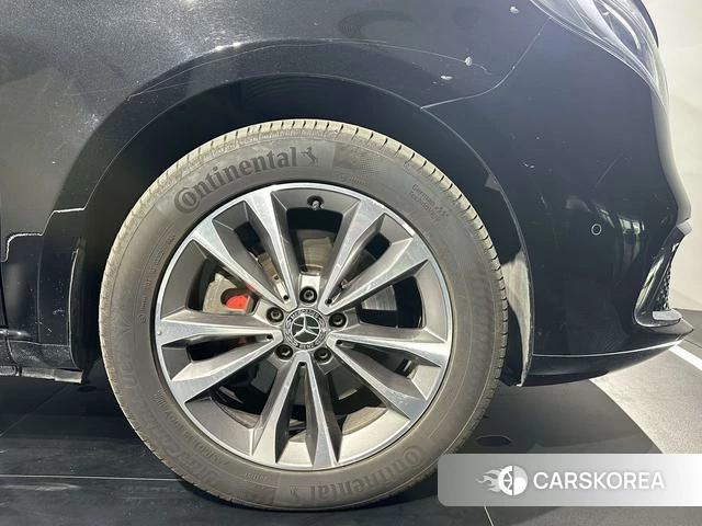 Mercedes-Benz V-class id 4399760 из Китая 10