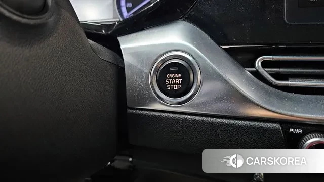 Kia The New Niro id 3788842 из Кореи 10