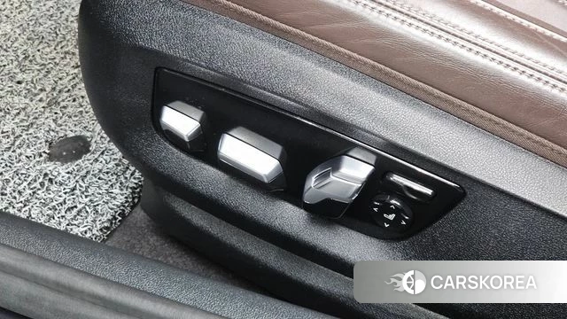 BMW 5 Series (G30) id 4508043 из Кореи 10