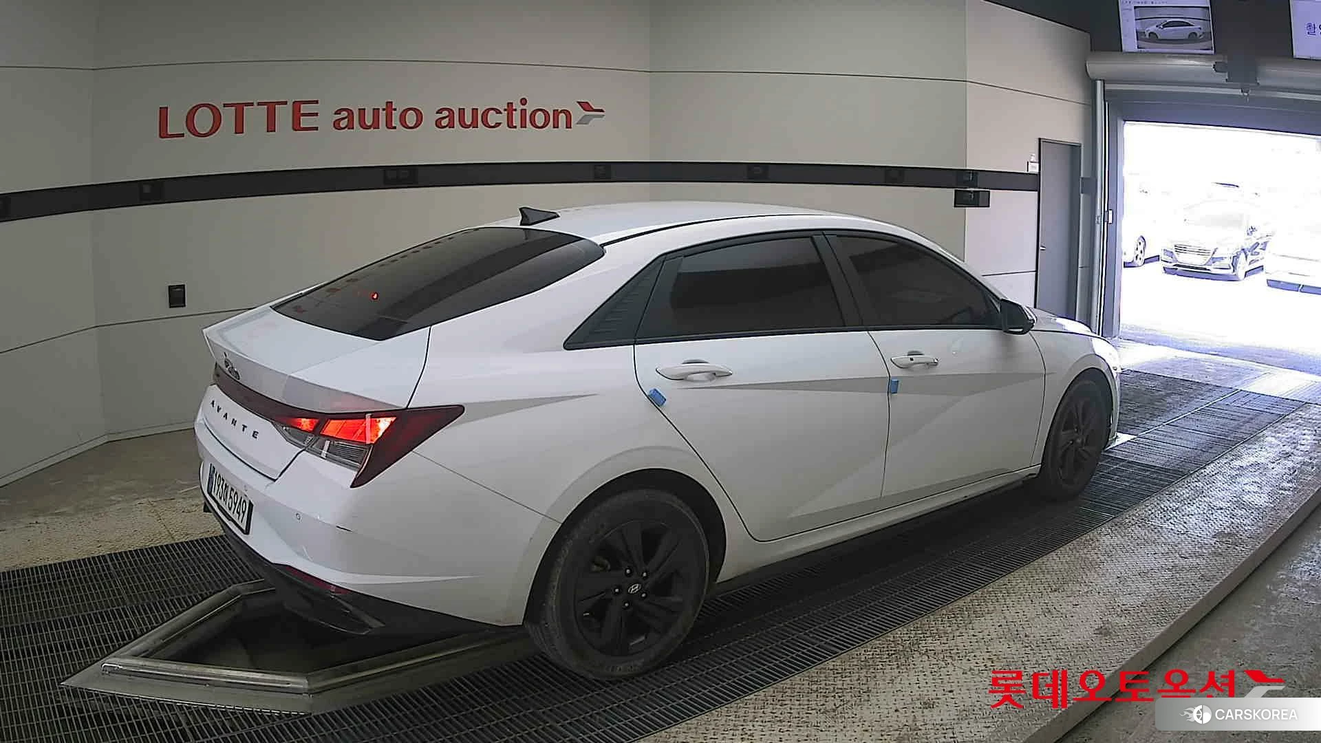 Hyundai Avante id 4289478 из Кореи 10