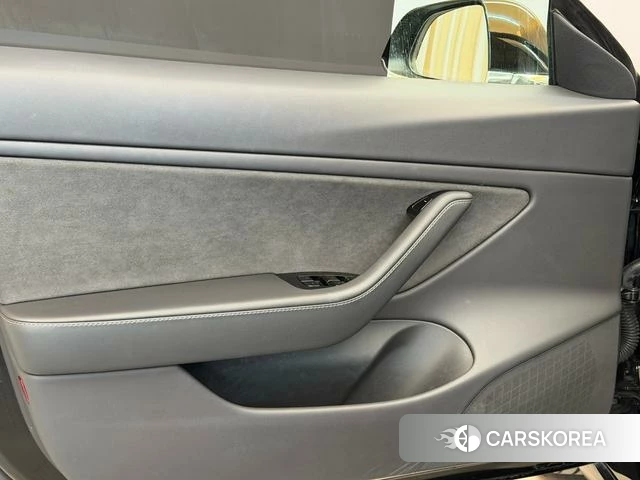 Tesla Model 3 (imported) id 4208306 из Китая 10