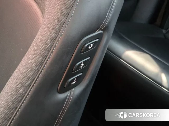 Genesis GV60 id 3771204 из Кореи 10