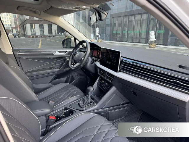 Volkswagen Tiguan L id 4273104 из Китая 10