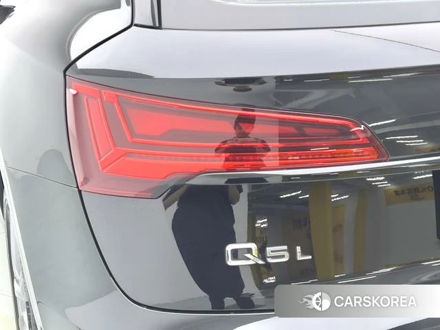 Audi Q5L id 4273375 из Китая 10