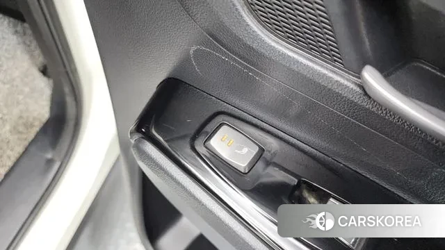 Ssangyong Beautiful Korando id 3417510 из Кореи 10