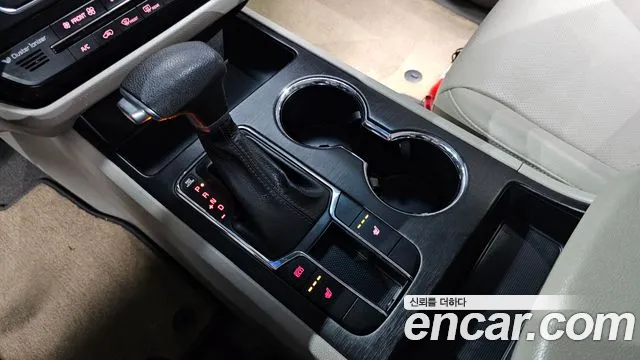 Kia The New Carnival id 2765340 из Кореи 10