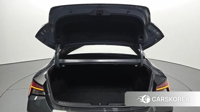Hyundai Avante Hybrid (CN7) id 4835296 из Кореи 10